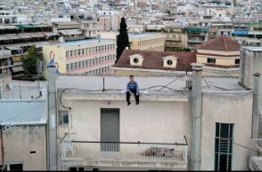 Το κουράγιο να αρχίζεις ξανά: Πέντε ζωές, τέσσερις δημιουργοί, 75 χρόνια μνήμης