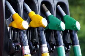 Αντλίες βενζίνης και πετρελαίου diesel σε πρατήριο υγρών καυσίμων