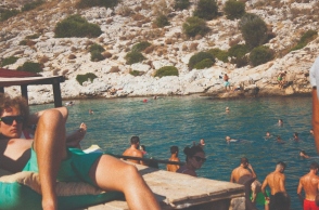 Οι ανοργάνωτες παραλίες της Αττικής 