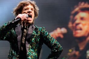 Το νέο podcast των Rolling Stones θα περιλαμβάνει ακυκλοφόρητα κομμάτια και συνεντεύξεις με τους Ρόμπερτ Σμιθ, Άντριου Γουάτ και Νόρα Τζόουνς.