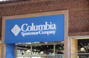 Η Columbia έβαλε την άκρη του κόσμου ως διαφήμιση και κέρδισε Grand Prix