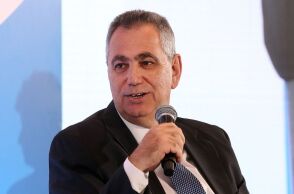 Ο Βασίλης Χιώτης παραιτήθηκε από τον ΣΚΑΪ - Ο όμιλος εξέδωσε ανακοίνωση ευχαριστώντας τον για την προσφορά του και δημοσιοποίησε τη δήλωσή του