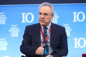 Θάνος Ντόκος: «Δεν προέκυψε διαρροή εμπιστευτικής ή απόρρητης πληροφορίας» λέει η κυβέρνηση για τη φάρσα Ρώσων 