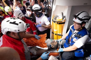 Βενεζουέλα: Επιζών βγήκε από τα συντρίμμια 8 ημέρες μετά τους σεισμούς - Στους 2.595 οι νεκροί