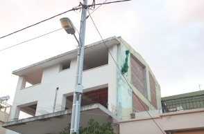 Κατάρρευση μεσοτοιχίας στο Μαρούσι
