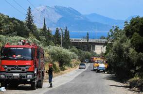 Δυνάμεις της Πυροσβεστικής σε πυρκαγιά στην Αχαΐα
