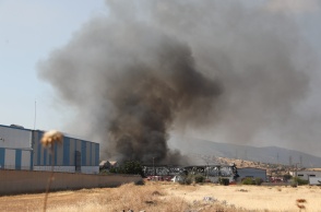 Φωτιά στον Ασπρόπυργο: Στους 6 οι τραυματίες, δύο διασωληνωμένοι