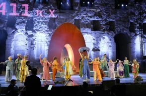 Η «Λυσιστράτη» του Σταμάτη Κραουνάκη έρχεται για μια μοναδική παράσταση στον Λυκαβηττό
