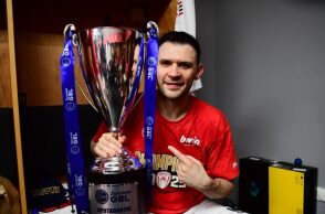 Για πάντα στο λιμάνι ο captain: Ο Κώστας Παπανικολάου στον Ολυμπιακό για ακόμη δύο χρόνια