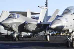 Μαχητικά F-35 σε αεροπλανοφόρο των ΗΠΑ