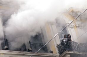 Marfin: «Ισχνά στοιχεία» βλέπουν οι συνήγοροι των κατηγορουμένων για τον φονικό εμπρησμό
