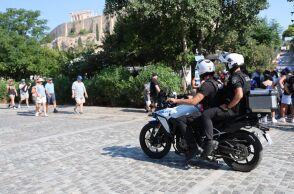 Ακρόπολη: Είχε στήσει καρτέρι κι ορμούσε σε τουρίστες ο 60χρονος δράστης