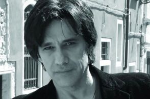 Δήλωση Λίνας Μενδώνη για τον θάνατο του Αλέξη Σταμάτη: Μια σημαντική φωνή των γραμμάτων μας που είχε ακόμη πολλά να προσφέρει στον πολιτισμό