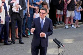 Βρετανία: Η ιστορική ευκαιρία και η τεράστια ευθύνη του Άντι Μπέρναμ