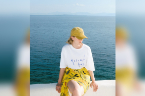 T-shirt με σλόγκαν
