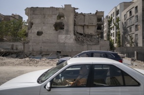 Οι ΗΠΑ βομβάρδισαν το Ιράν για 12η νύχτα - Οι Χούθι επιτίθενται σε πλοία της Σαουδικής Αραβίας στην Ερυθρά θάλασσα