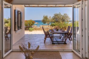 Syros Luxury