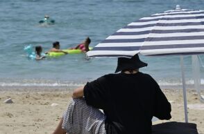 Καιρός σήμερα: Ηλιοφάνεια σε όλη τη χώρα, άνοδος της θερμοκρασίας έως 35 βαθμούς και άνεμοι έως 6 μποφόρ στα νότια του Αιγαίου