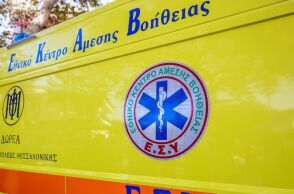 Τροχαίο στη Χαλκιδική: Οδηγός μοτοσικλέτας τραυματίστηκε μετά από σύγκρουση στον δρόμο Ολυμπιάδας-Σταυρού και μεταφέρθηκε στο «Παπαγεωργίου».