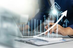Η ΕΑΤ αποκτά πρόσβαση σε ευρωπαϊκά κονδύλια και με «προίκα» 2 δισ. μπορεί να κινητοποιήσει έως 5 δισ. σε δάνεια για επιχειρήσεις, αγρότες και νοικοκυριά