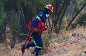 Σε κατάσταση Red Code τέθηκαν Αττική, Πελοπόννησος, Κρήτη, Στερεά Ελλάδα και Αιγαίο - Αυξημένη ετοιμότητα και συνεδριάσεις συντονιστικών οργάνων.