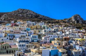 Απαγορεύτηκε η κολύμβηση και η κυκλοφορία σκαφών στο Αρδάνι Καρπάθου, μετά τον εντοπισμό παλαιών πυρομαχικών - Σε ισχύ τα μέτρα ασφαλείας.