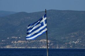 Αλλάζει ο καιρός με μπόρες και αισθητή δροσιά πριν τον Δεκαπενταύγουστο, σύμφωνα με τον Σάκη Αρναούτογλου - Βελτίωση ανήμερα, πού θα χρειαστεί μπουφάν.