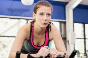 Η ήπια αεροβική άσκηση εμποδίζει τη φυσική φθορά της ασυνείδητης κινητικής μάθησης του εγκεφάλου, σύμφωνα με νέα επιστημονική μελέτη