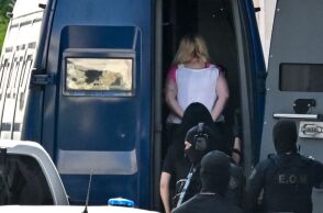 Απολογήθηκε η 46χρονη που εκδόθηκε από τις βρετανικές αρχές για την υπόθεση της Marfin - Δηλώνει αθώα και αρνείται οποιαδήποτε εμπλοκή στον εμπρησμό.