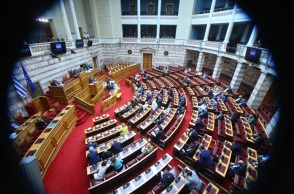 Ευτυχώς μας είχαν νοικοκυρέψει τότε και έχουμε το «μαξιλάρι»