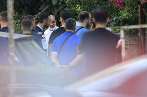 Νέα Σμύρνη: Έρευνες για την σχέση του αυτόχειρα με την γυναίκα που σκότωσε έξω από πολυκατοικία -Το θύμα είχε καταγγείλει πρώην σύντροφό της