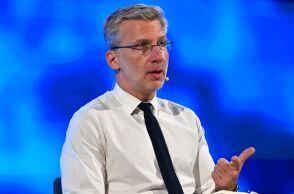 Σκέρτσος: «Πόσο αυξήθηκαν οι επιχειρήσεις και οι εργαζόμενοι μέσα σε 7 χρόνια»