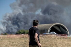 Σε πλήρη εξέλιξη η έρευνα για την πτώση του Phantom στην Τανάγρα - Ειδικοί εξετάζουν βίντεο, συντρίμμια και επικοινωνίες - Τριήμερο πένθος στις Ένοπλες Δυνάμεις