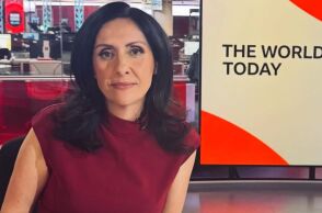 Η παρουσιάστρια του BBC Μαριάμ Μοσίρι αποκάλυψε τη διετή μάχη της με την αληθή πολυκυτταραιμία, μια ανίατη αλλά διαχειρίσιμη μορφή καρκίνου.