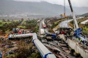 Η φονική σύγκρουση τρένων στα Τέμπη