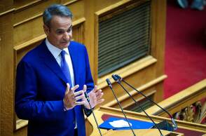 Ο πρωθυπουργός Κυριάκος Μητσοτάκης στη Βουλή