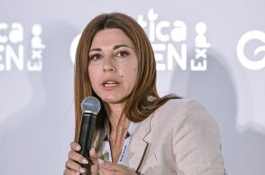 Ζαχαράκη για τον θάνατο της μαθήτριας στην Κοζάνη: Έγινε ό,τι ήταν ανθρωπίνως δυνατό από τους εκπαιδευτικούς