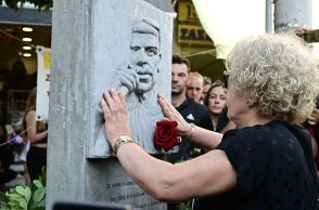 Σε εξέλιξη η πορεία μνήμης στο Κερατσίνι για τα 13 χρόνια από τη δολοφονία του Παύλου Φύσσα 