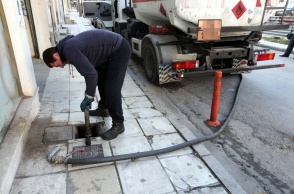 Άτομο βάζει σε πολυκατοικία πετρέλαιο θέρμανσης