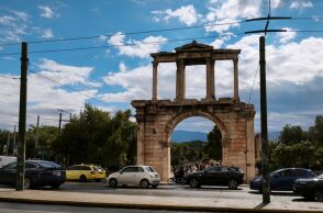Καιρός: Ανεβαίνει η θερμοκρασία την Πέμπτη - Πού θα βρέξει