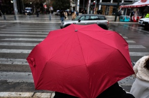 Πολίτες με ομπρέλες