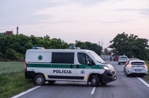 Περιπολικό της αστυνομίας της Σλοβακίας σε δρόμο