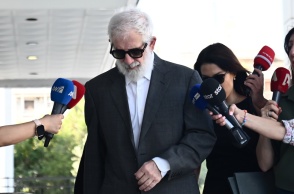 Πέτρος Φιλιππίδης