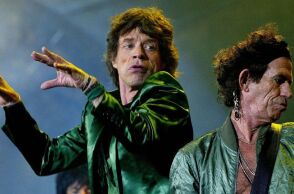 Ξανά στο στούντιο βρίσκονται οι Rolling Stones, σύμφωνα με τον σαξοφωνίστα Κόρτνεϊ Πάιν που ηχογράφησε πρόσφατα με τον Μικ Τζάγκερ.