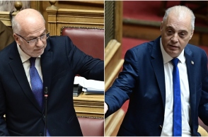  Επίθεση Φλωρίδη κατά Βελόπουλου για τις φωτογραφίες με οστά από τα Τέμπη