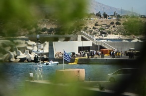 Το σημείο όπου έπεσε το ελικόπτερο στη Μαρίνα Βουλιαγμένης