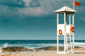 Καλοκαιρινές ιστορίες #3: Ο Ναυαγοσώστης ή «The Baywatch Project»