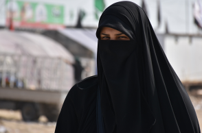 Γυναίκα με χιτζάμπ στο Ιράν