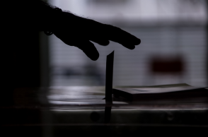 Αυτοδιοικητικές εκλογές ή τρίτη εθνική κάλπη;