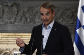 Πιστή στην παράδοση η κυβέρνηση (ξανα)ανακοινώνει λουκέτο στις «λέσχες φιλάθλων»